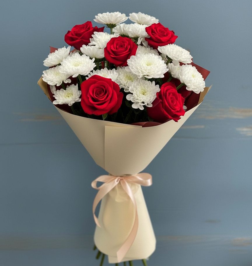 Букет цветов из: Розы и Хризантемы в Новый Адыгея