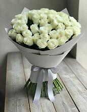 Букет 35 Белых роз в Новый Адыгея