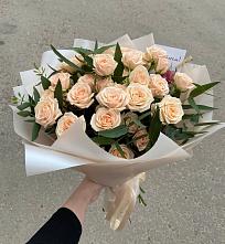 Букет Кремовые розы Латте в Новый Адыгея