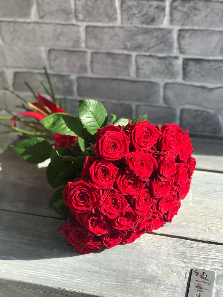 Букет Красные розы Фридом в Новый Адыгея