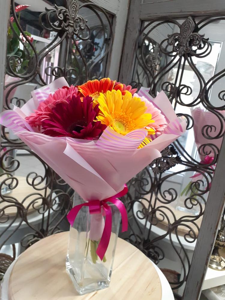 Букет цветов из: Герберы в Новый Адыгея