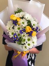 Букет цветов из:  Ирисы, Хризантемы и Розы #REPLACE_PRED# Новый Адыгея