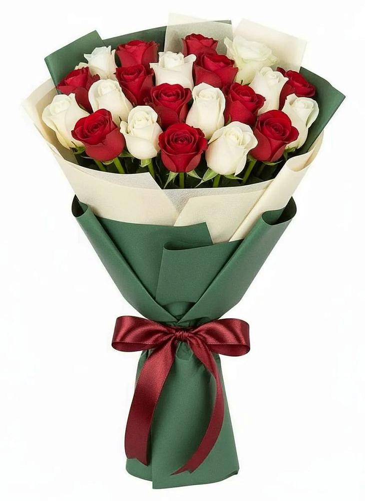 Букет Микс из красных и белых роз в Новый Адыгея