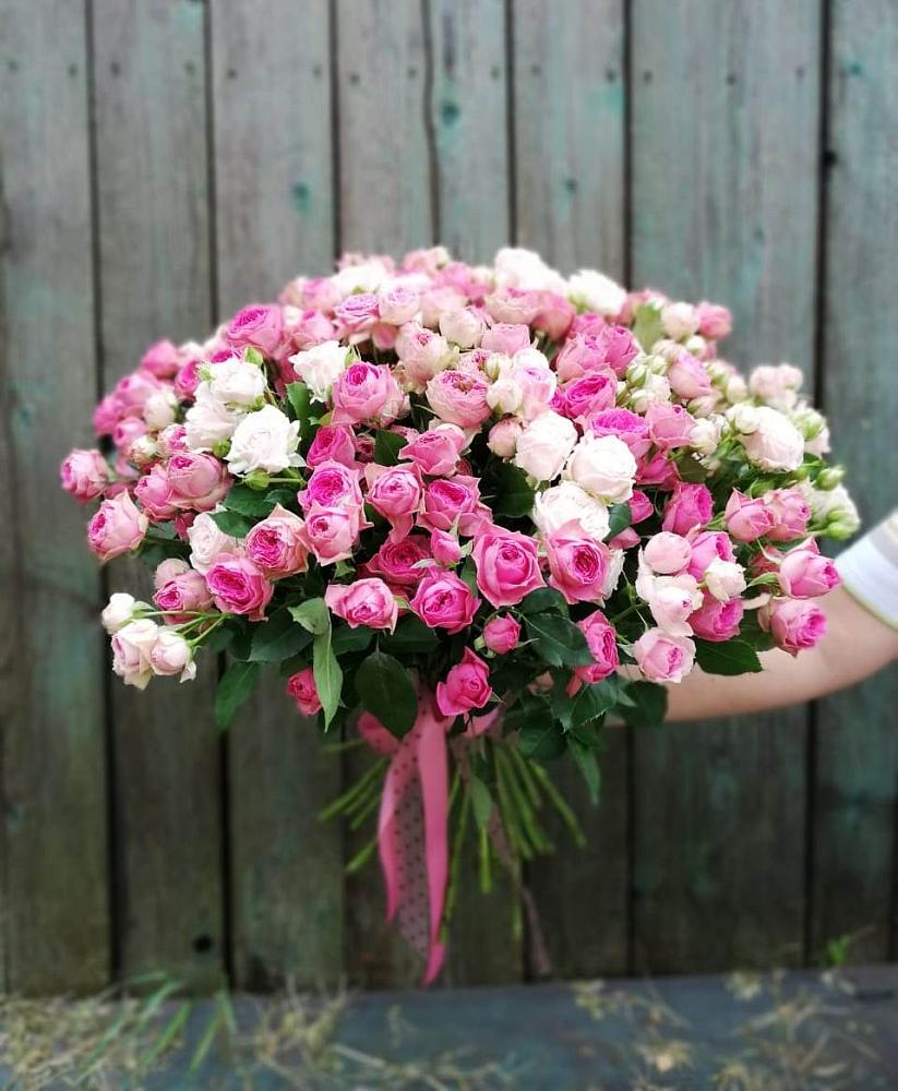 Букет Розовые кустовые розы Натали и Лав Лидия в Новый Адыгея