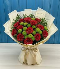 Букет цветов из:  Розы и Хризантемы в Новый Адыгея