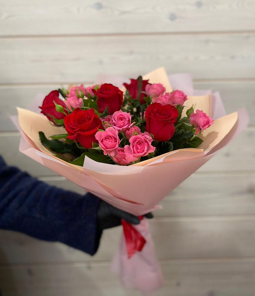 Букет цветов из: Розы в Новый Адыгея